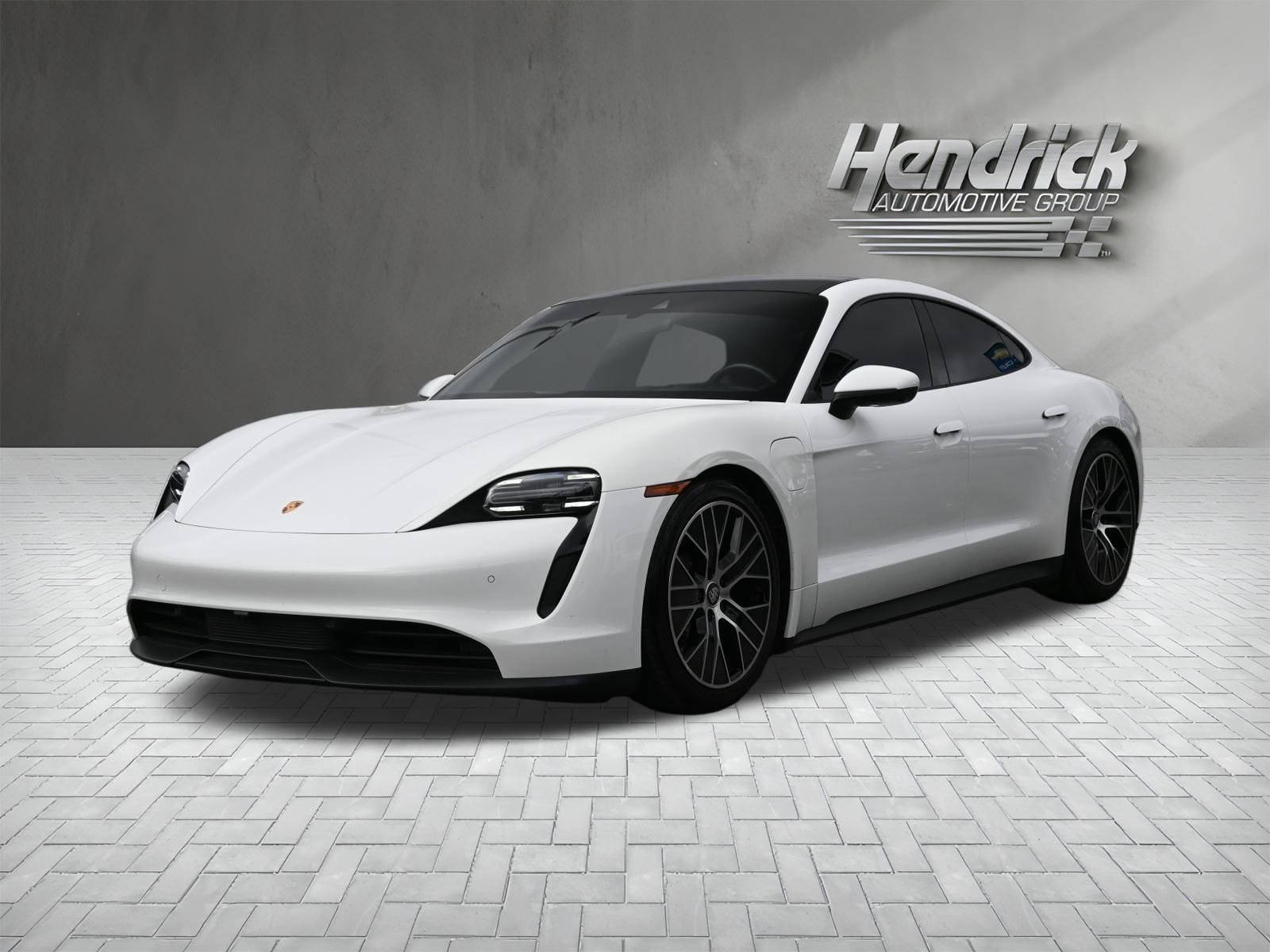 Used 2022 Porsche Taycan image 6