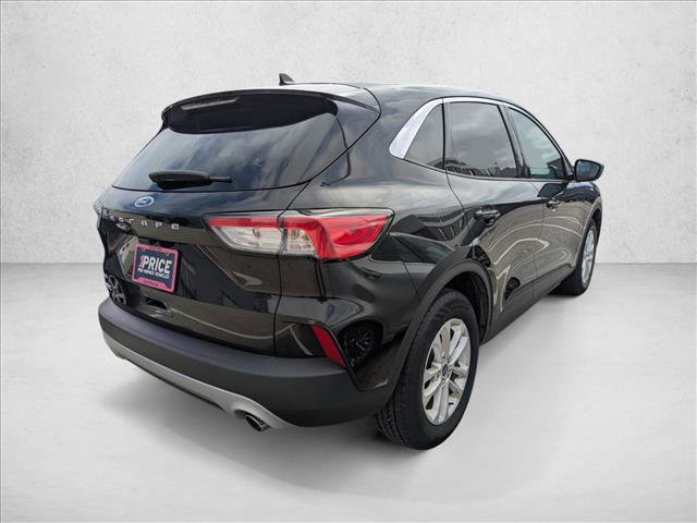 Used 2020 Ford Escape SE image 4