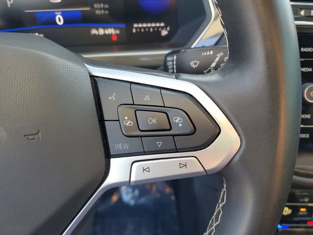 Used 2024 Volkswagen Tiguan SE image 22