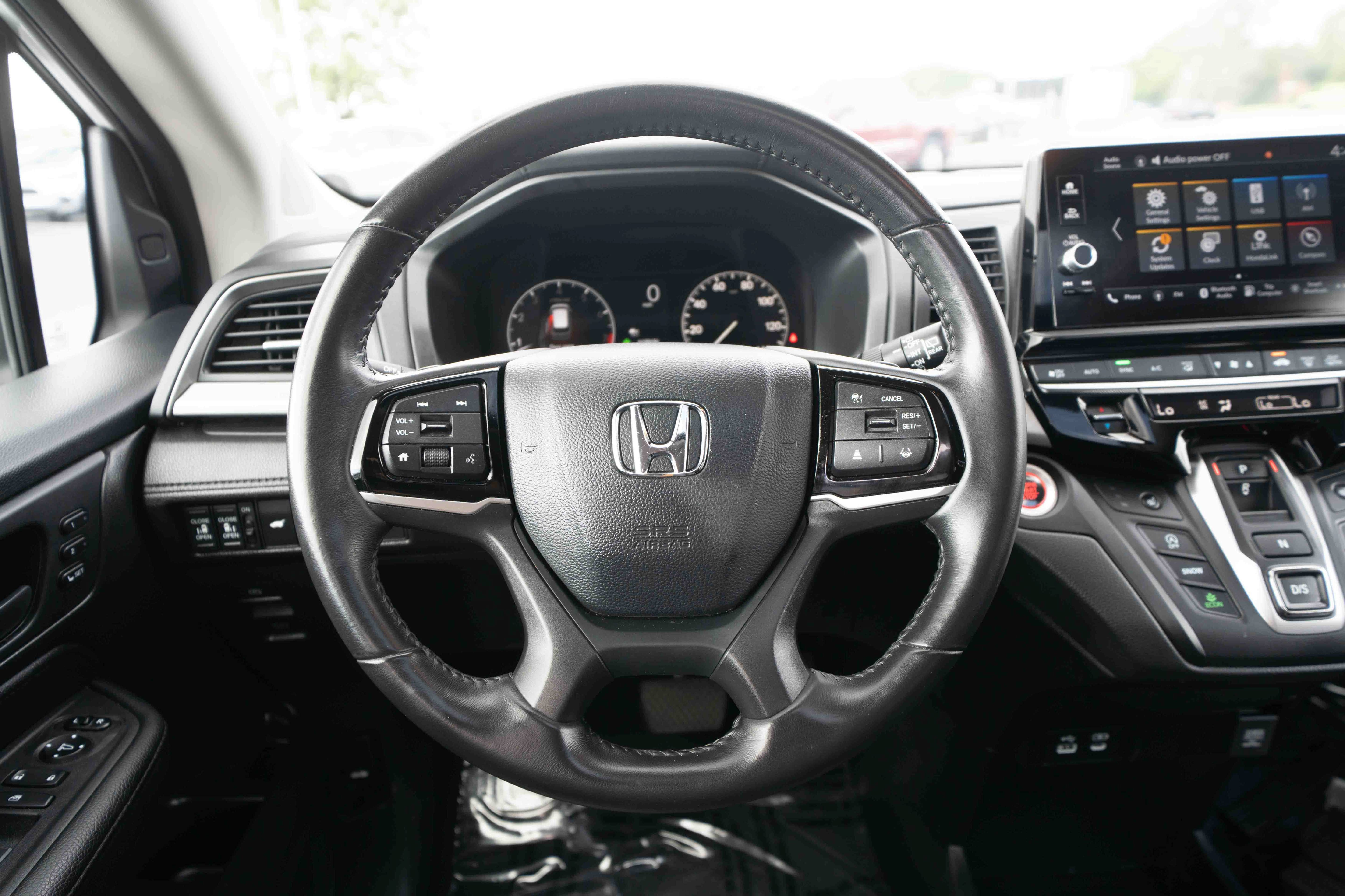 Used 2025 Honda Odyssey EX-L image 21