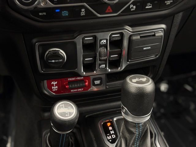 Used 2021 Jeep Wrangler Unlimited Rubicon 4xe w/ Cold Weather Group AWD/4WD image 26