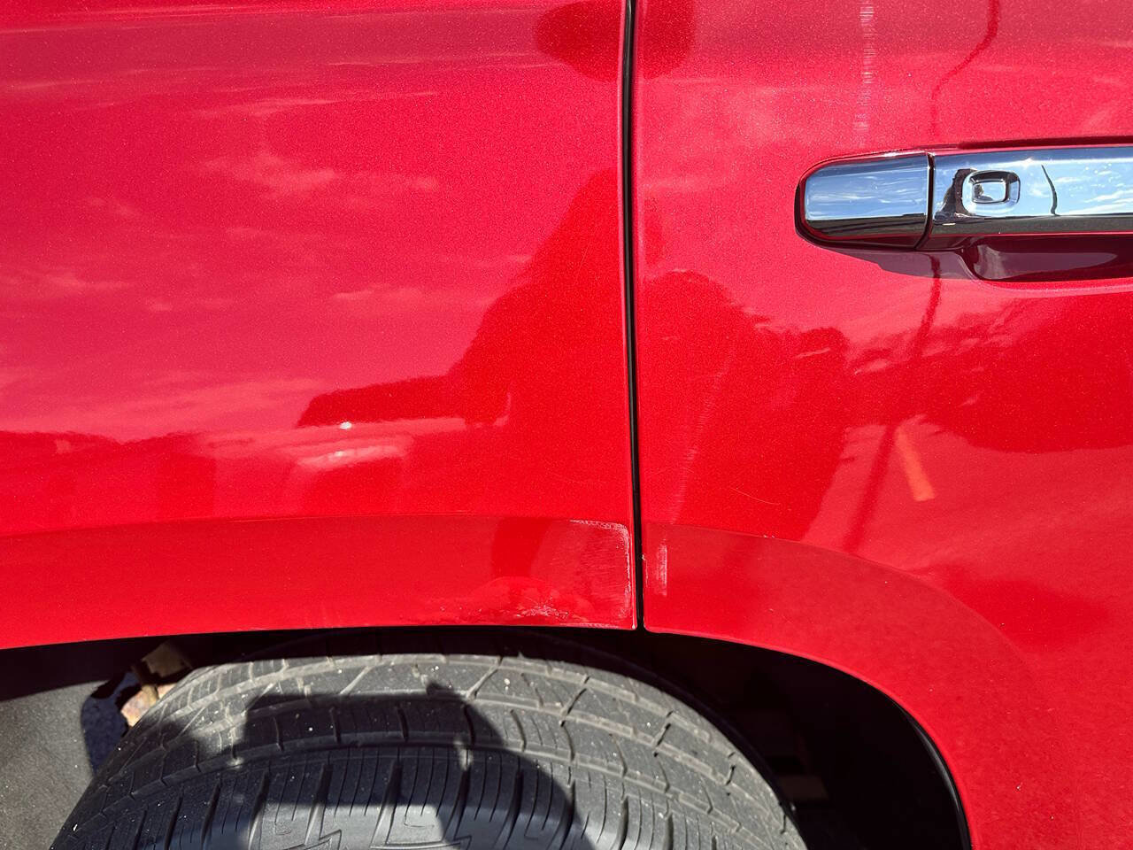 Used 2015 GMC Yukon SLT w/ Open Road Package image 6