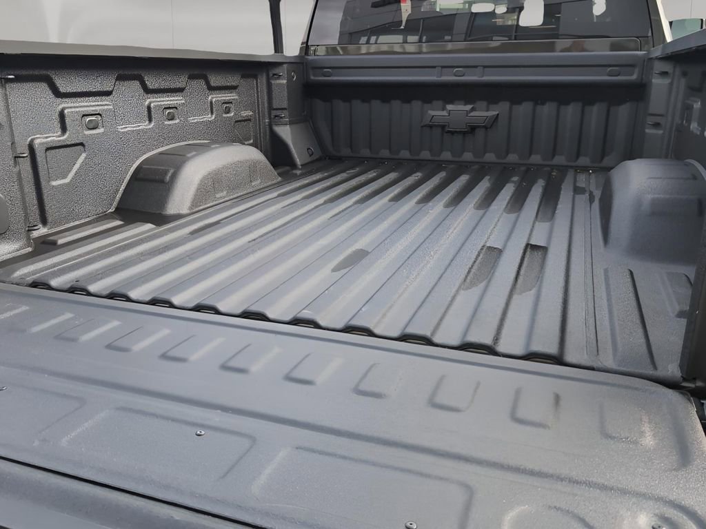 Used 2022 Chevrolet Silverado 2500 LTZ w/ Z71 Off-Road Package AWD/4WD image 29