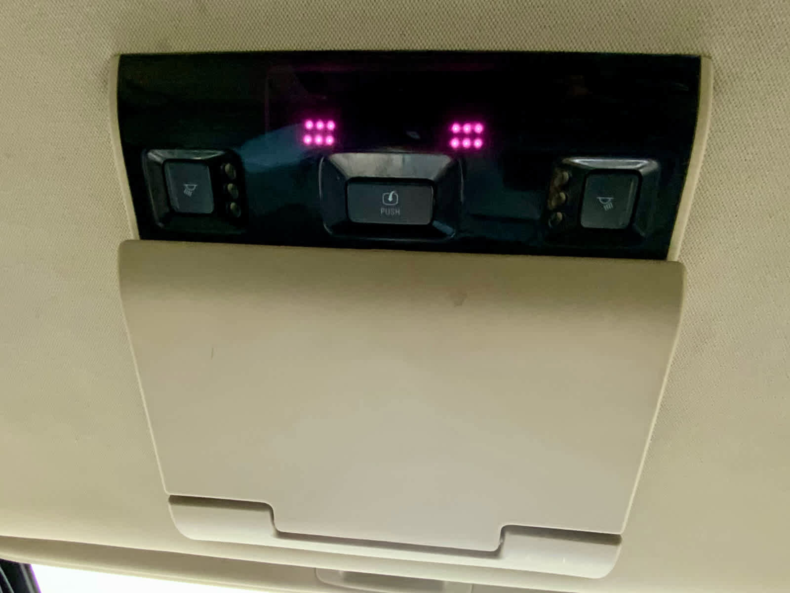 Used 2019 GMC Yukon XL SLT w/ Open Road Package image 52