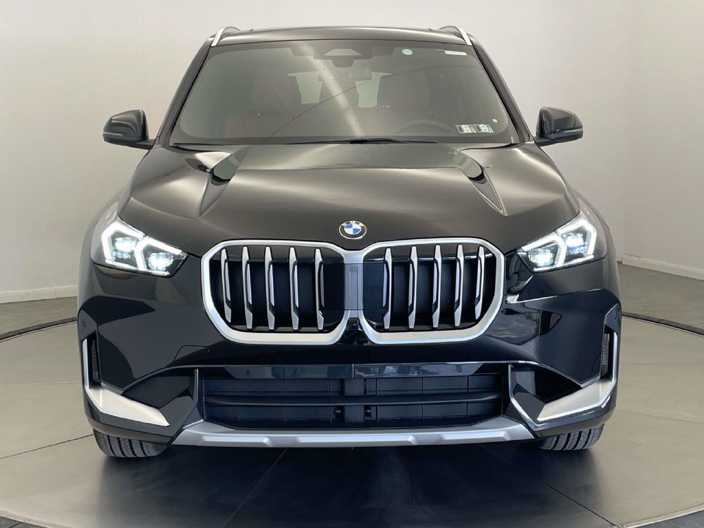 New 2027 BMW X1 xDrive28i w/ Technology Package AWD/4WD image 8