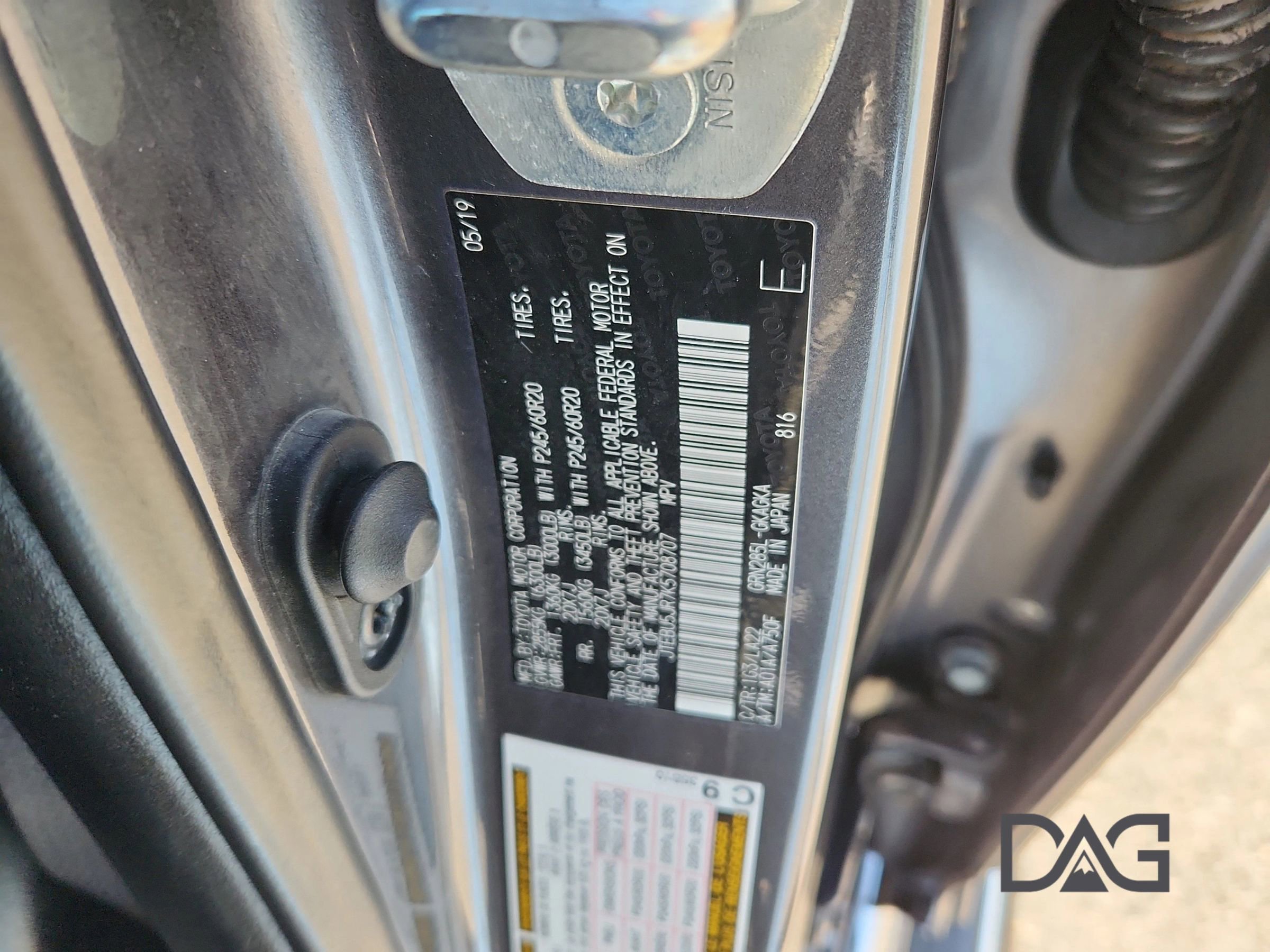 Used 2019 Toyota 4Runner Limited AWD/4WD image 25