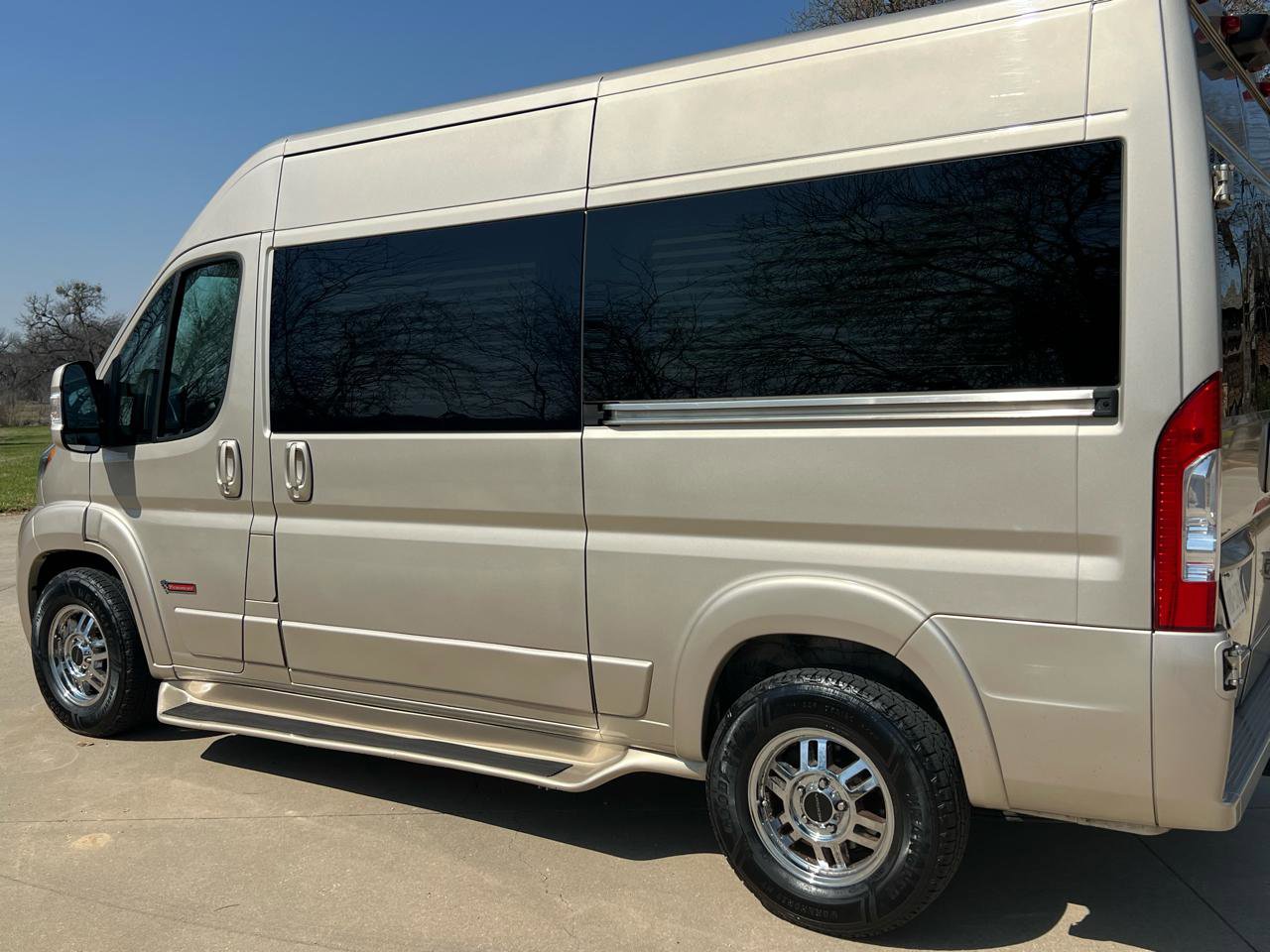 Used 2020 RAM ProMaster 2500 w/ RV Ready Prep Package image 11