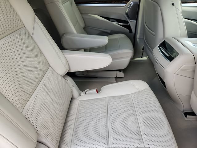 Used 2025 Cadillac Escalade ESV Sport Platinum AWD/4WD image 23