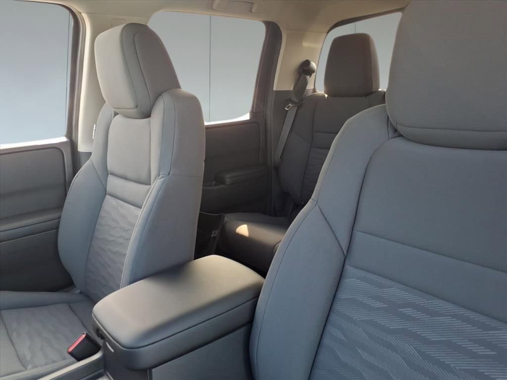 New 2026 Nissan Frontier S image 12