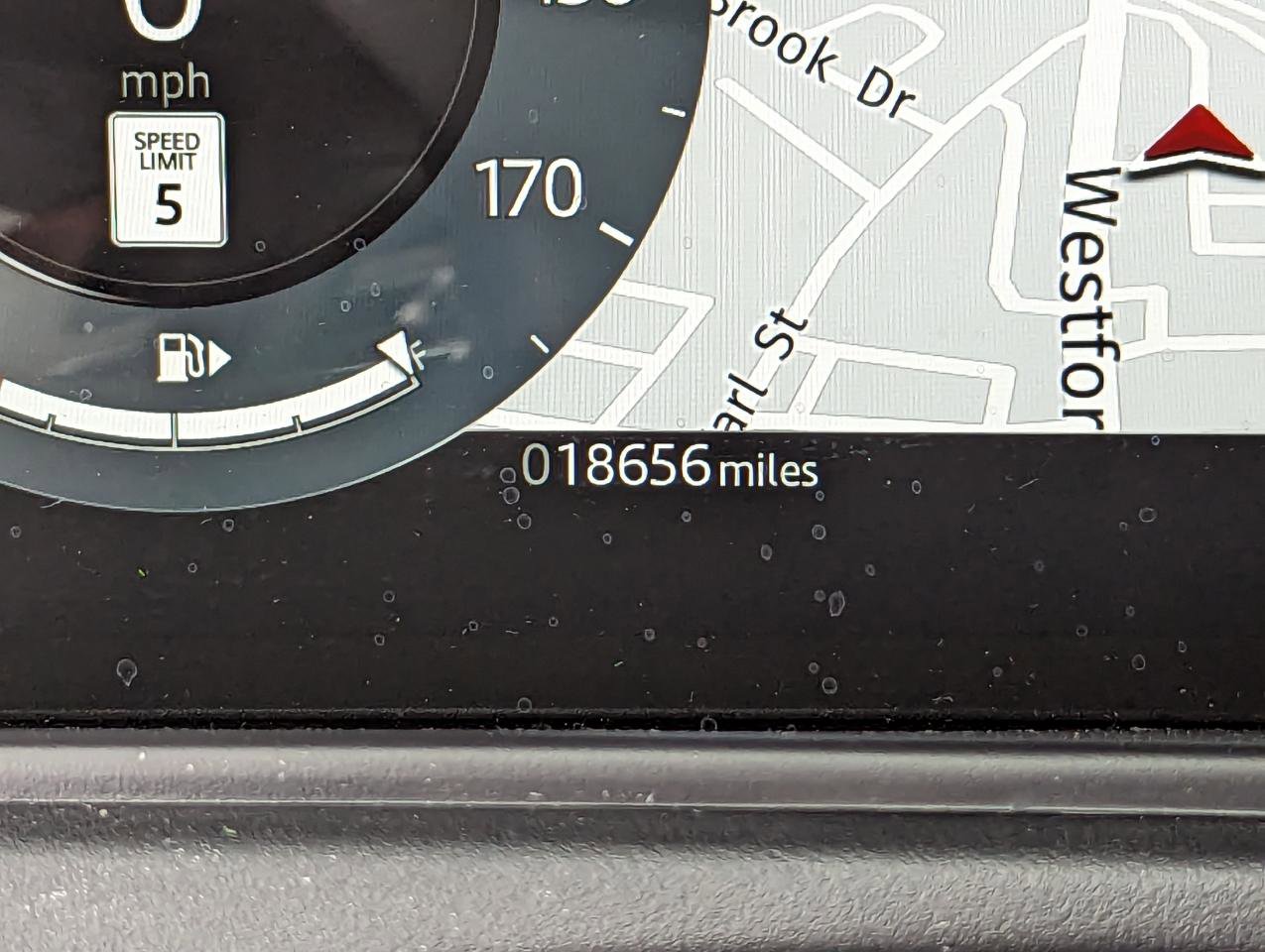 Used 2025 Land Rover Range Rover Velar Dynamic SE image 14