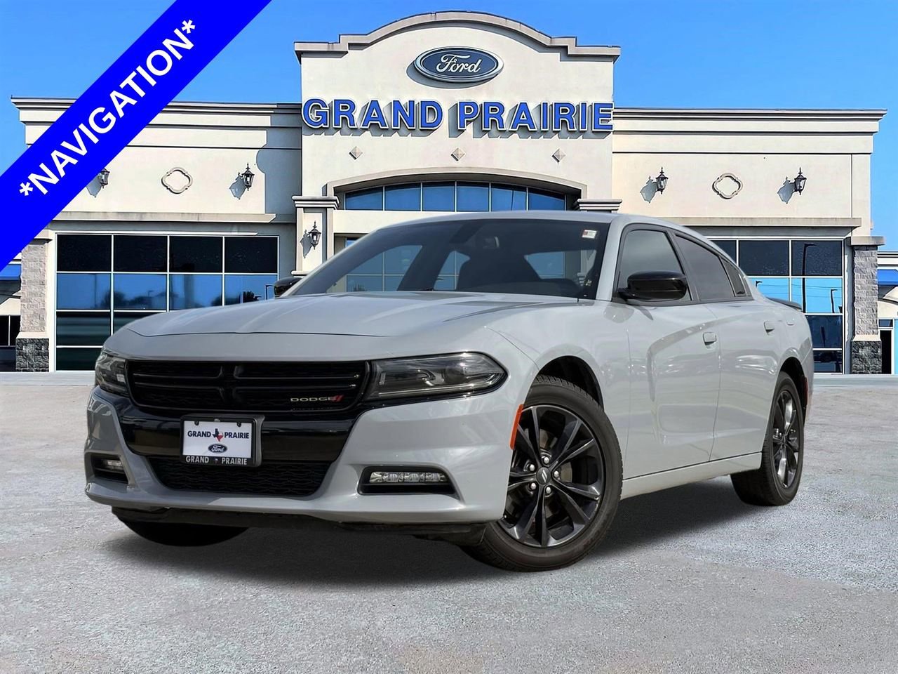 Used 2022 Dodge Charger SXT w/ Blacktop Package