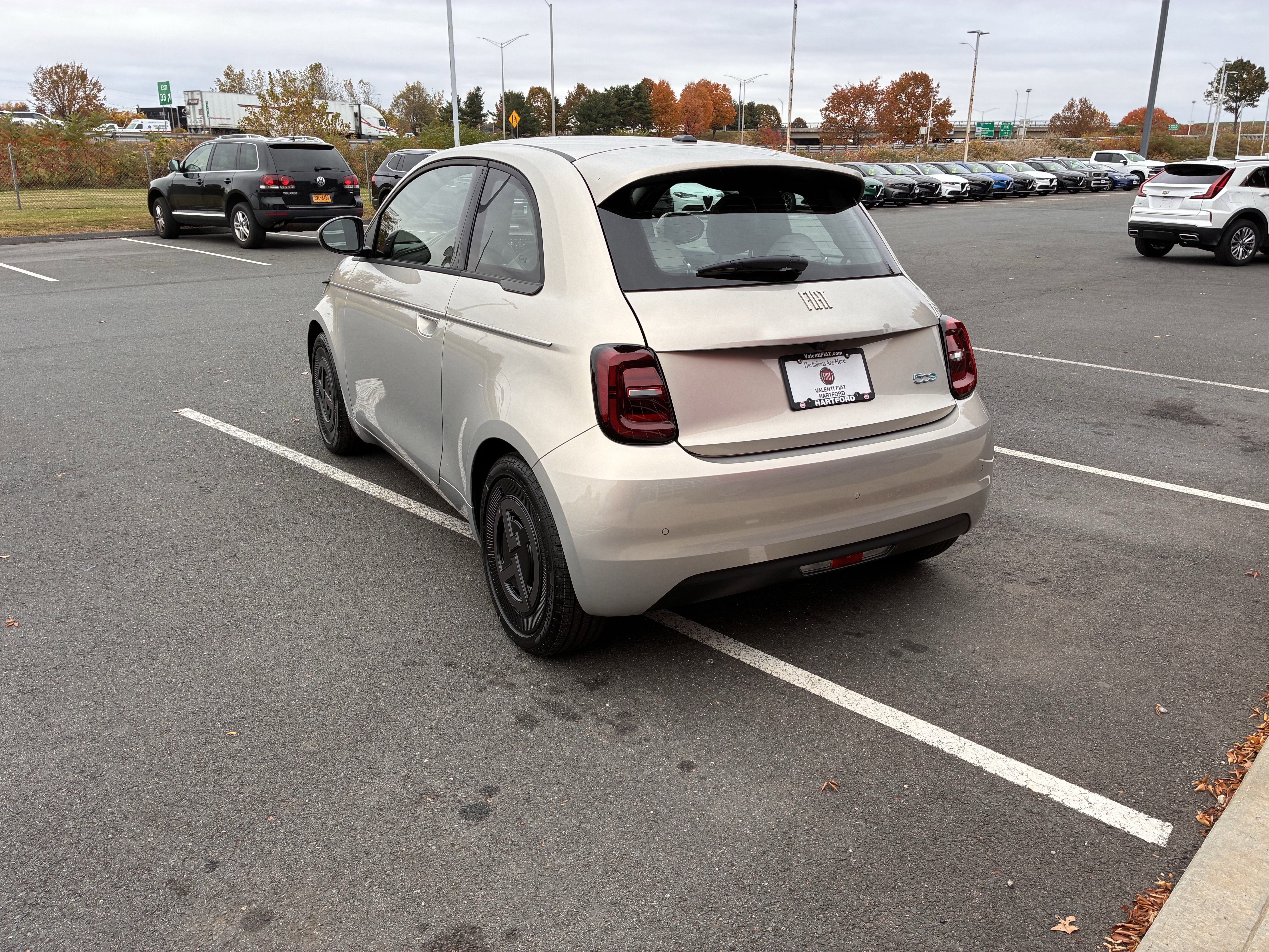 New 2025 FIAT 500 e image 8