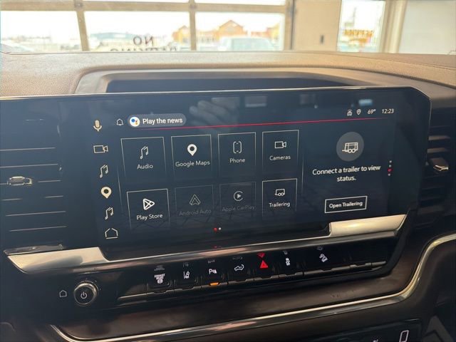 Used 2024 GMC Sierra 3500 SLT w/ SLT Premium Package image 28