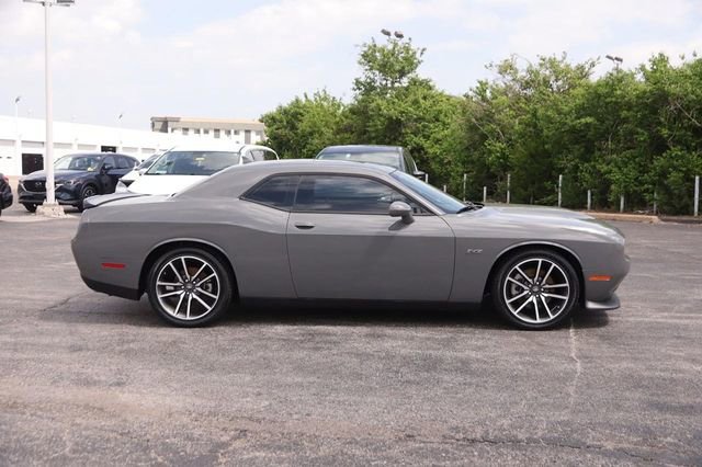 Used 2023 Dodge Challenger R/T w/ Plus Package image 5