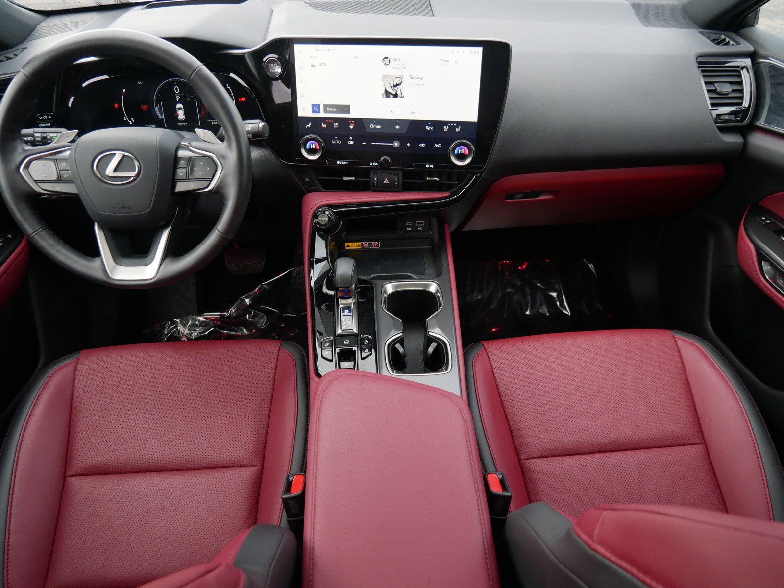 Certified 2025 Lexus NX 350 AWD w/ Accessory Package (2T) image 14