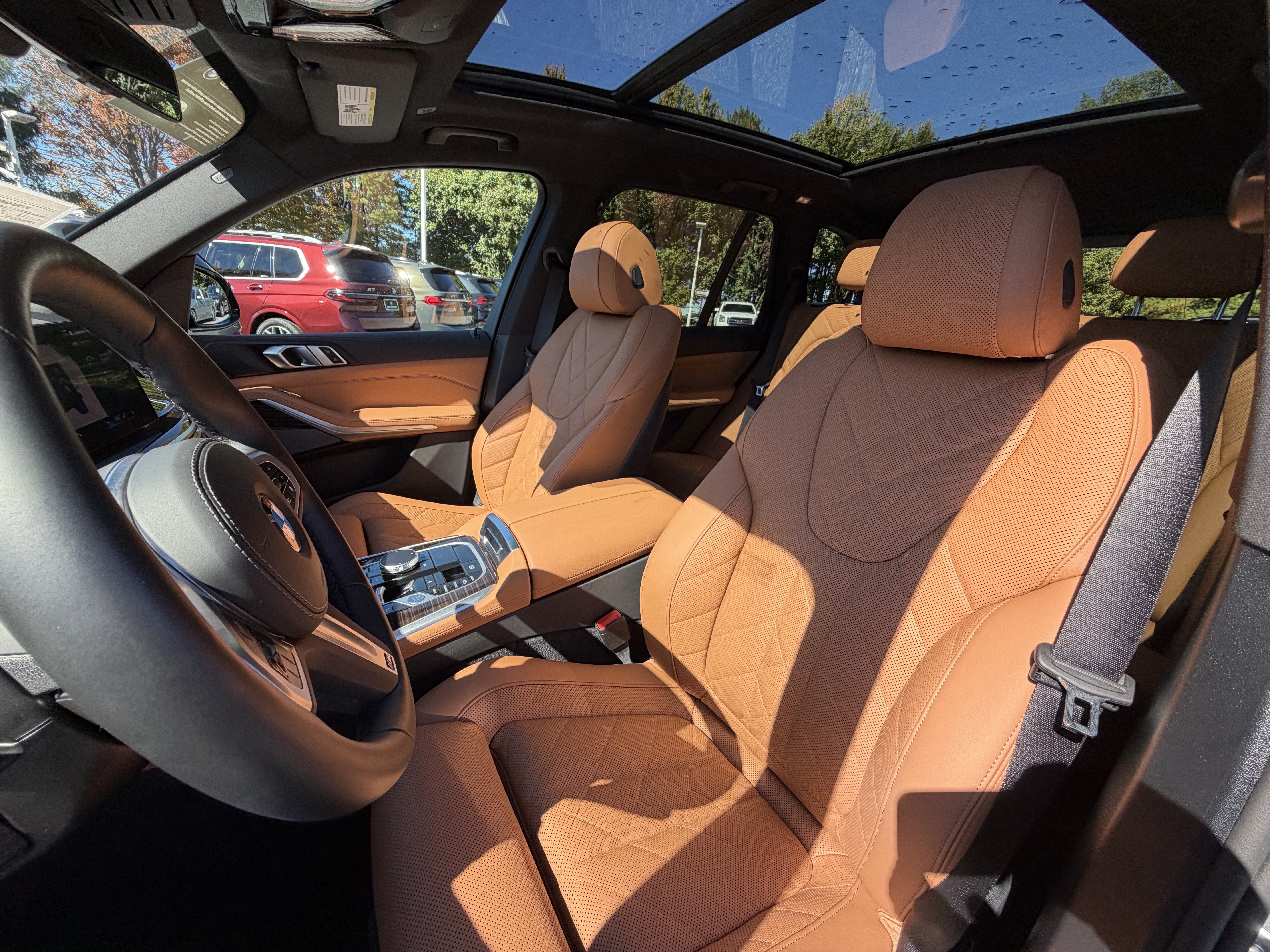 Certified 2026 BMW X5 xDrive40i w/ M Sport Package AWD/4WD image 9