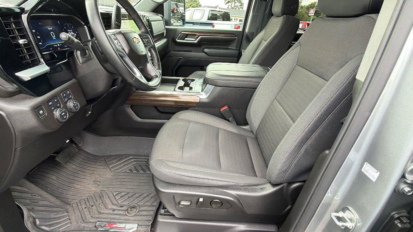 Used 2024 Chevrolet Silverado 2500 LT w/ All Star Edition AWD/4WD image 16