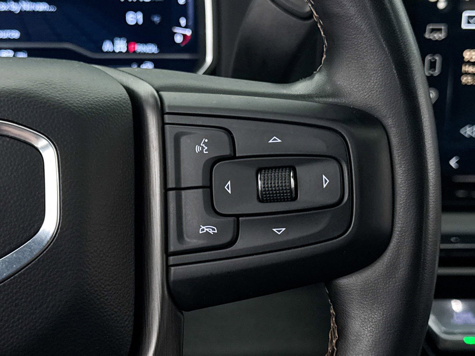 Used 2024 GMC Sierra 2500 AT4 w/ Technology Package image 47