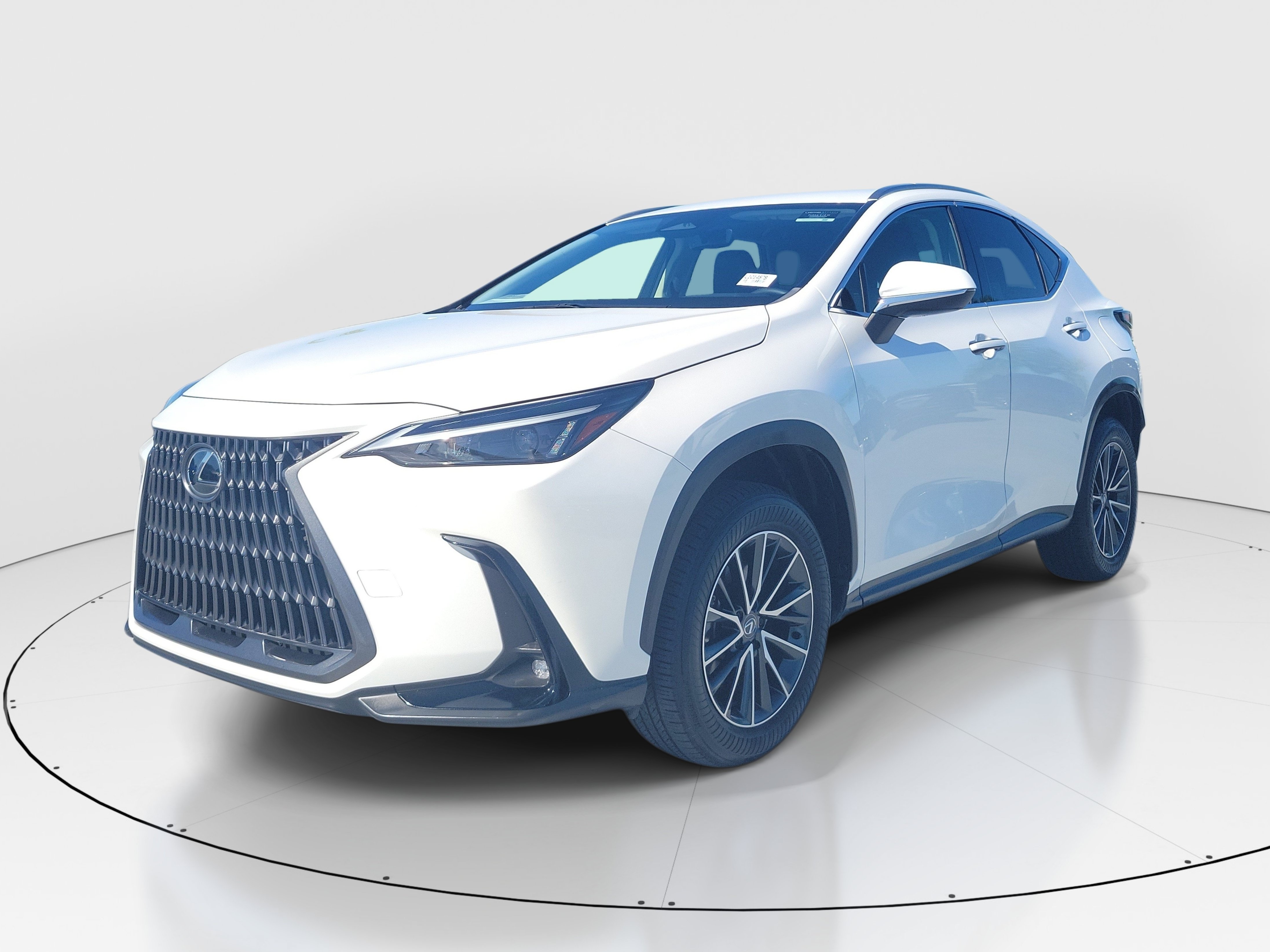 Used 2024 Lexus NX 250 FWD w/ Towing Package (2000 Lbs) image 3