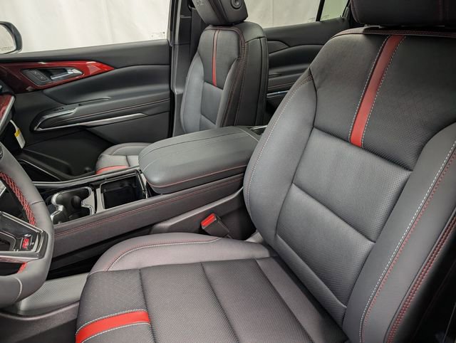 New 2026 Chevrolet Traverse RS image 11