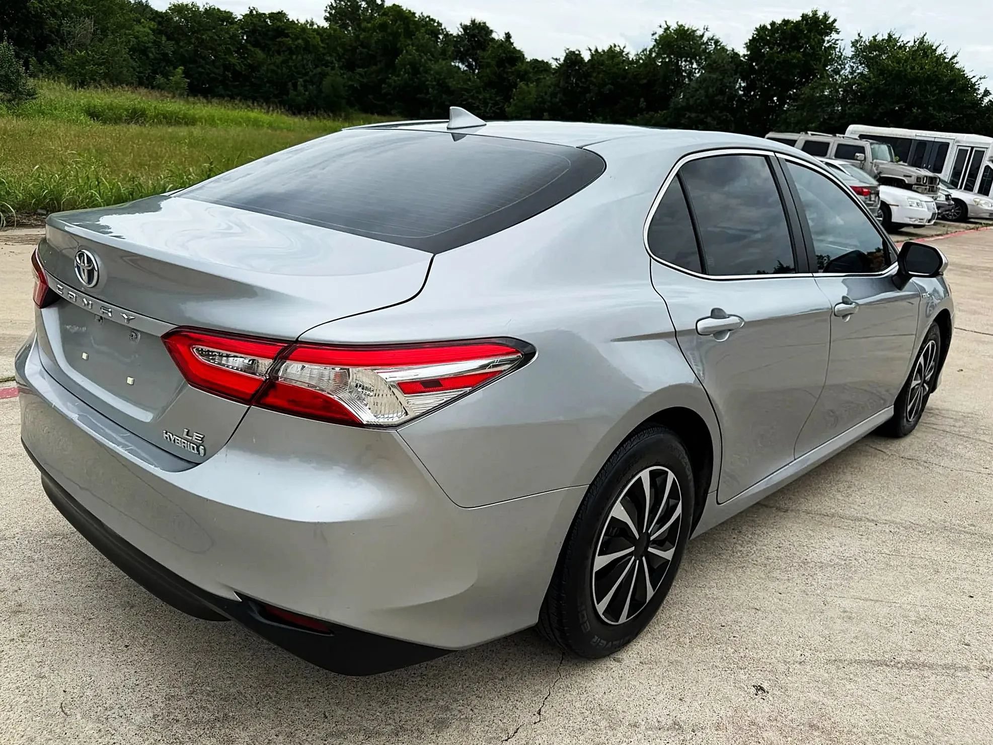 Used 2020 Toyota Camry LE w/ Carpet Mat Package FWD image 4