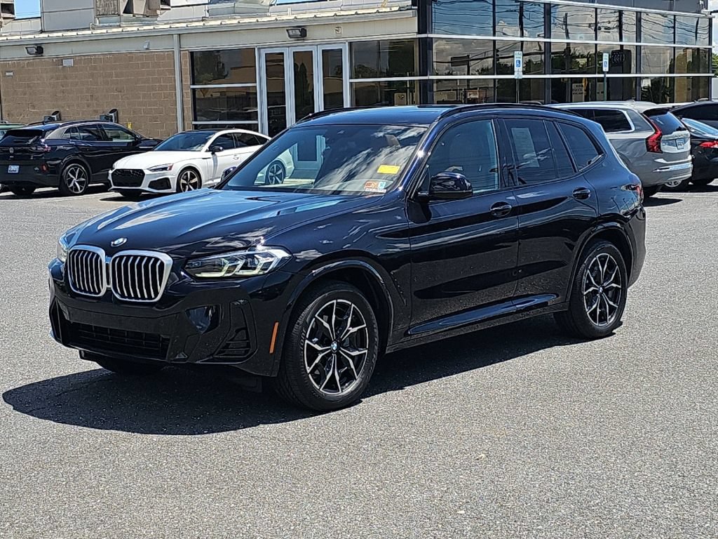 Used 2024 BMW X3 sDrive30i w/ M Sport Package RWD image 16