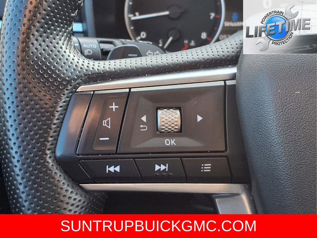 Used 2024 Mitsubishi Outlander SE image 14