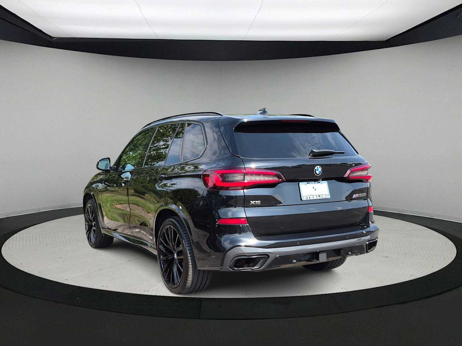 Used 2021 BMW X5 M50i w/ Premium Package AWD/4WD image 6
