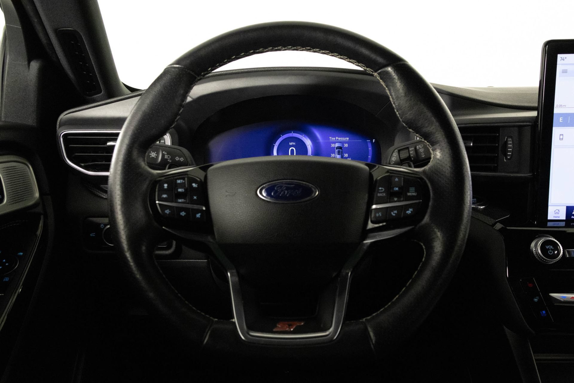 Used 2023 Ford Explorer ST w/ Equipment Group 401A AWD/4WD image 29