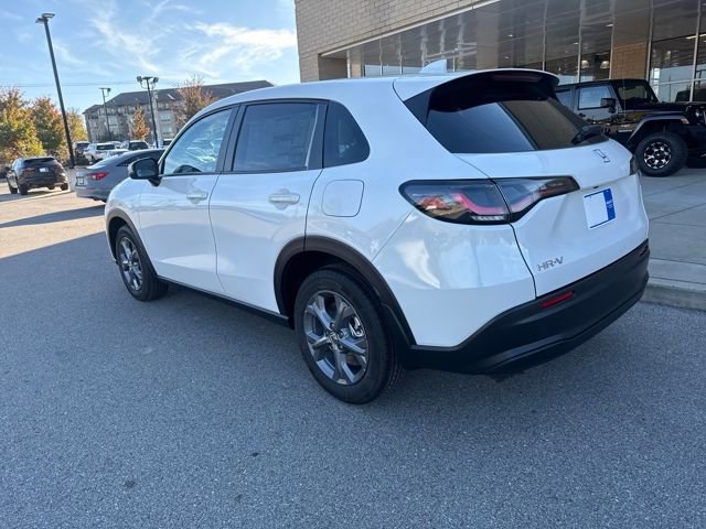 New 2026 Honda HR-V LX image 2
