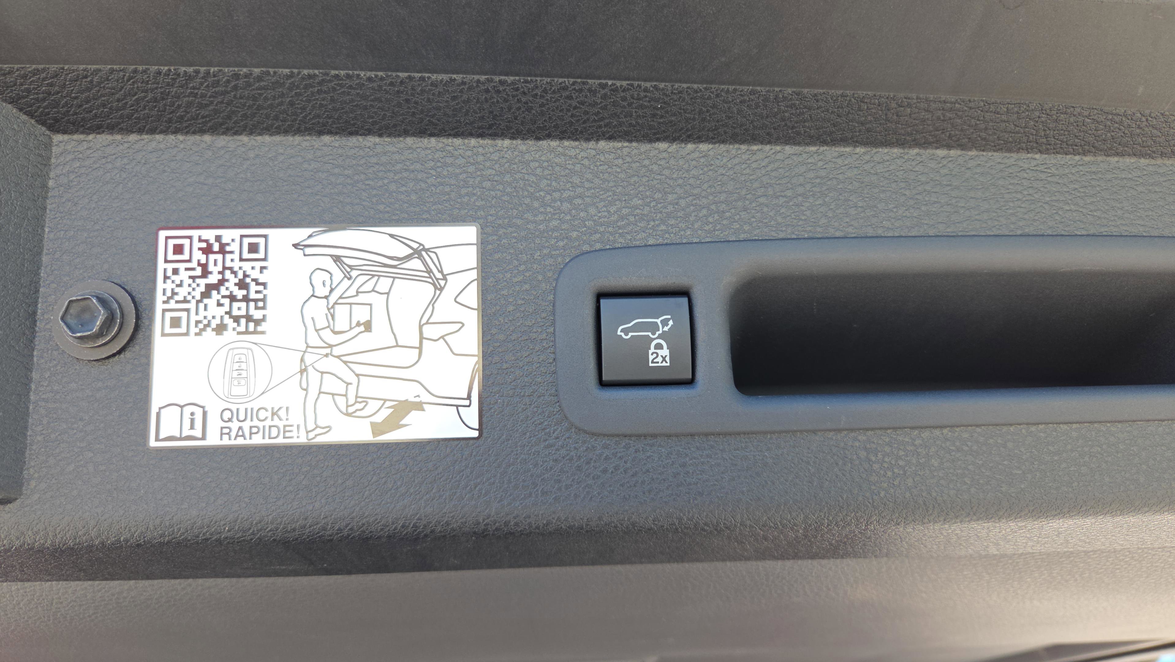 Certified 2023 Toyota Sienna Limited image 10