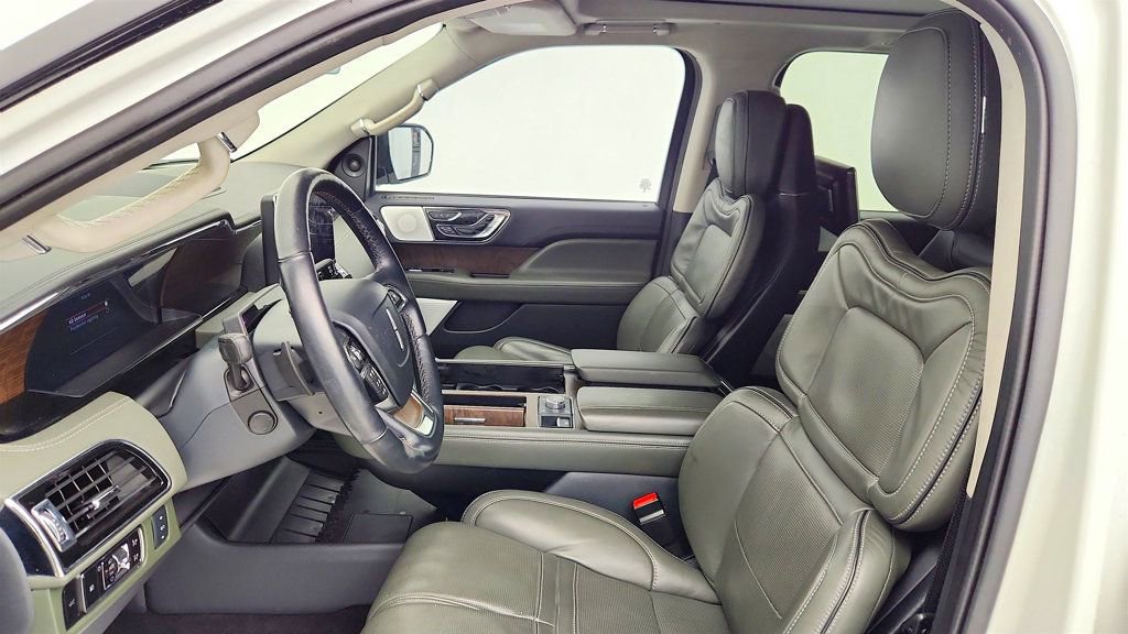 Used 2024 Lincoln Navigator Black Label AWD/4WD image 20
