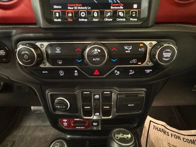 Used 2019 Jeep Wrangler Unlimited Rubicon AWD/4WD image 23