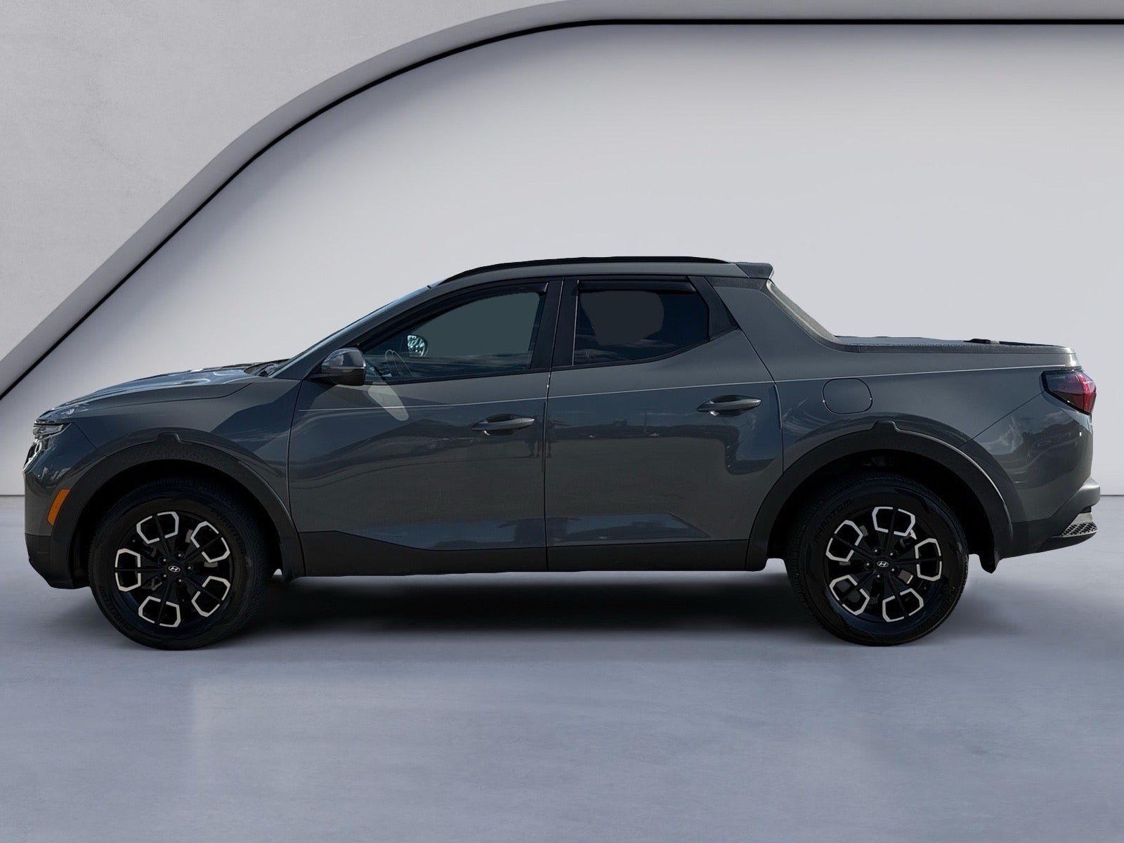 Used 2022 Hyundai Santa Cruz SEL Premium AWD/4WD image 2