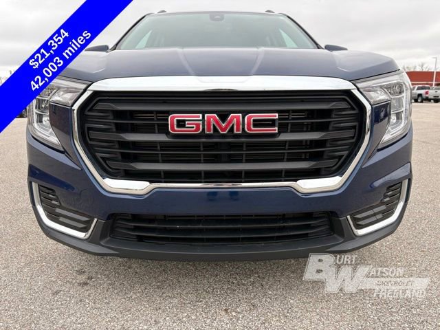 Used 2023 GMC Terrain SLE w/ Driver Convenience Package FWD image 10
