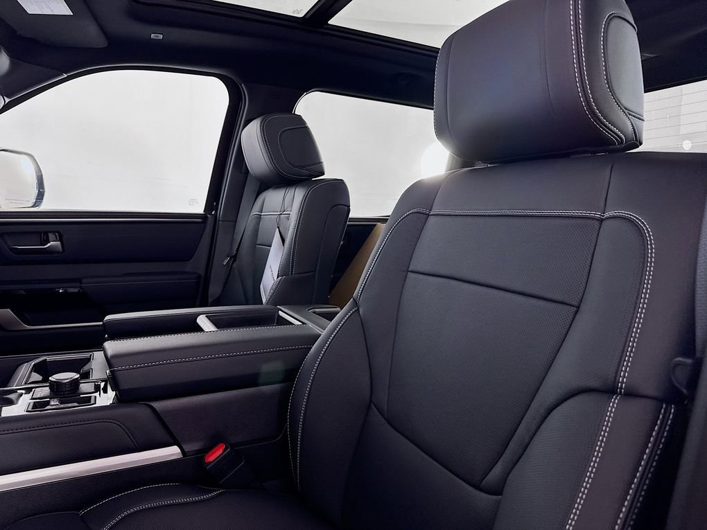 New 2026 Toyota Tundra Limited AWD/4WD image 32
