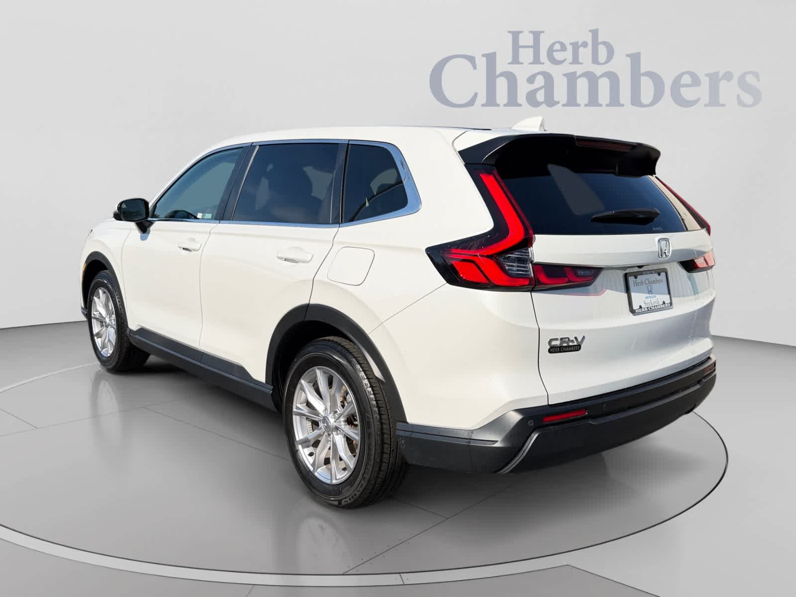 Used 2025 Honda CR-V EX-L image 3