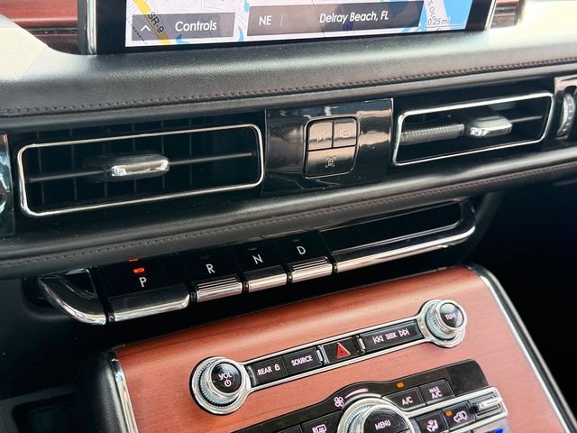 Used 2022 Lincoln Aviator Reserve RWD image 18