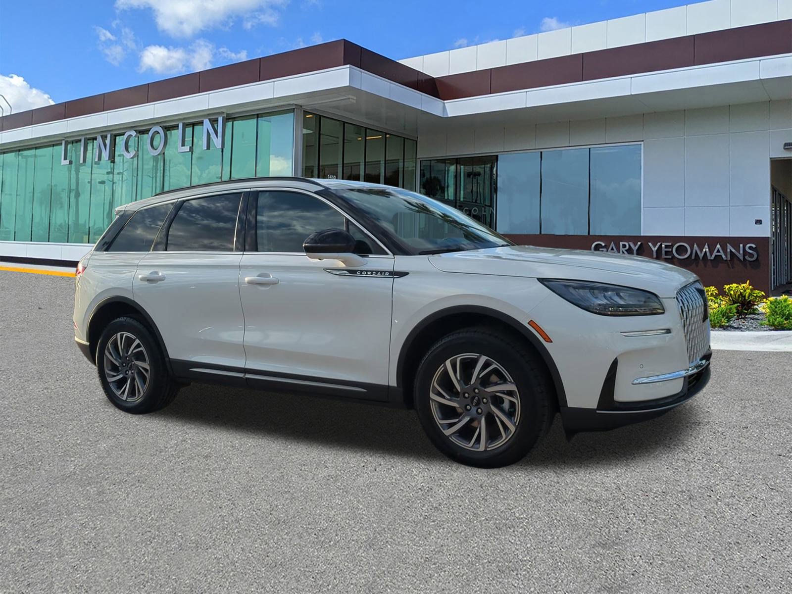 New 2026 Lincoln Corsair Premiere image 2