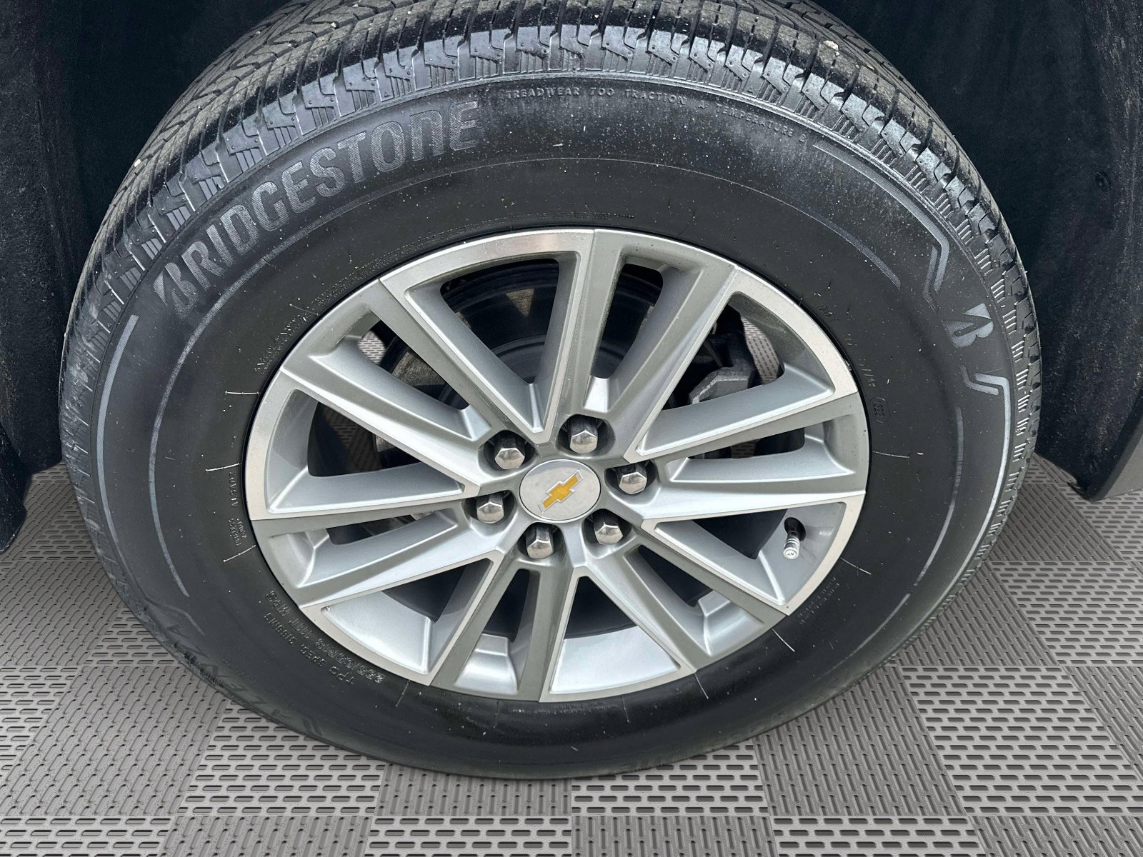 Certified 2023 Chevrolet Traverse LT image 37