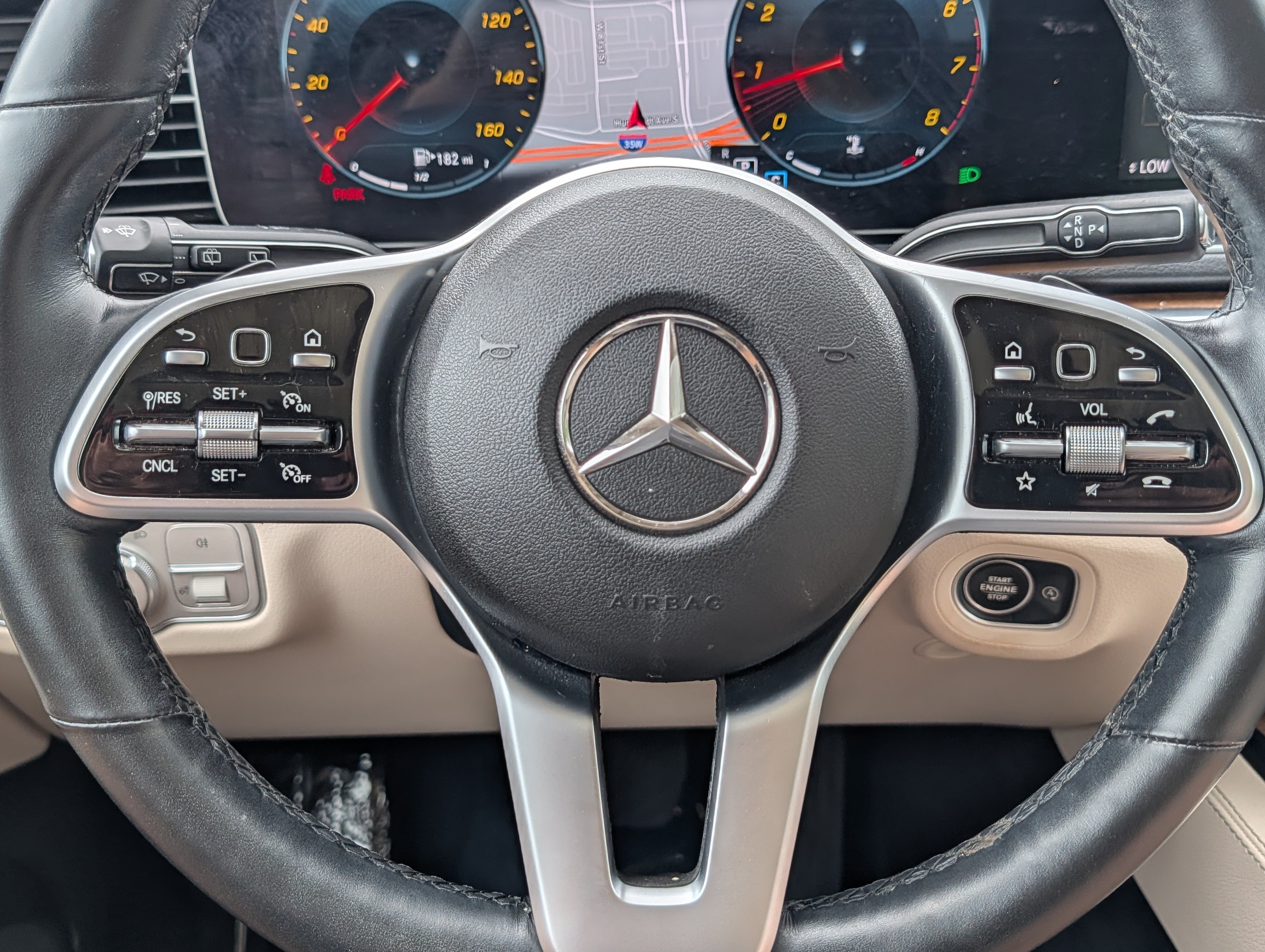 Used 2022 Mercedes-Benz GLE 350 4MATIC image 25