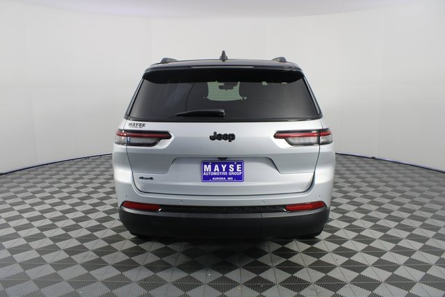New 2025 Jeep Grand Cherokee L Limited w/ Trailer Tow Package image 27