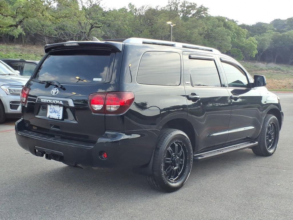 Used 2020 Toyota Sequoia SR5 RWD image 10