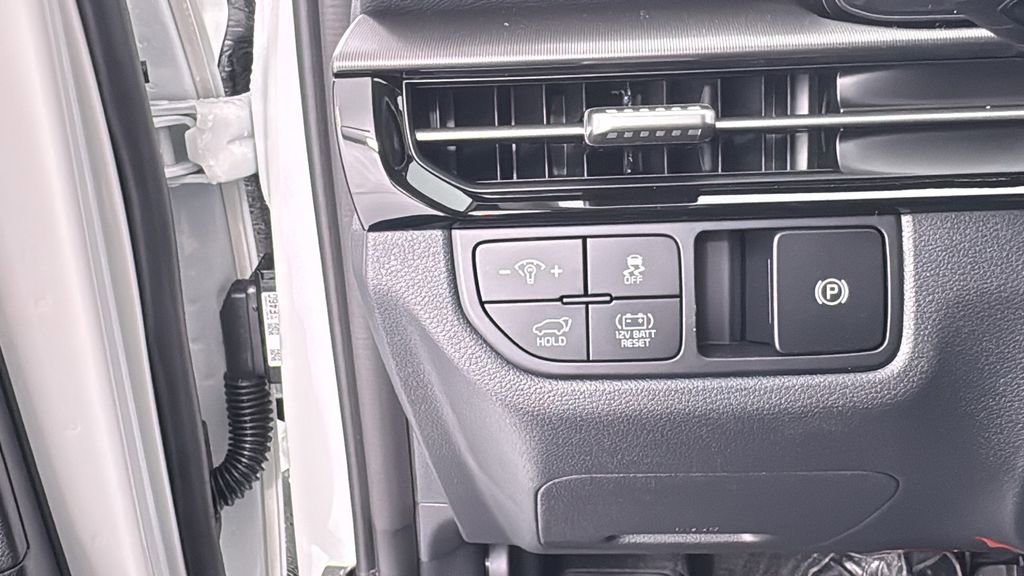 New 2026 Kia Sportage EX AWD/4WD image 32