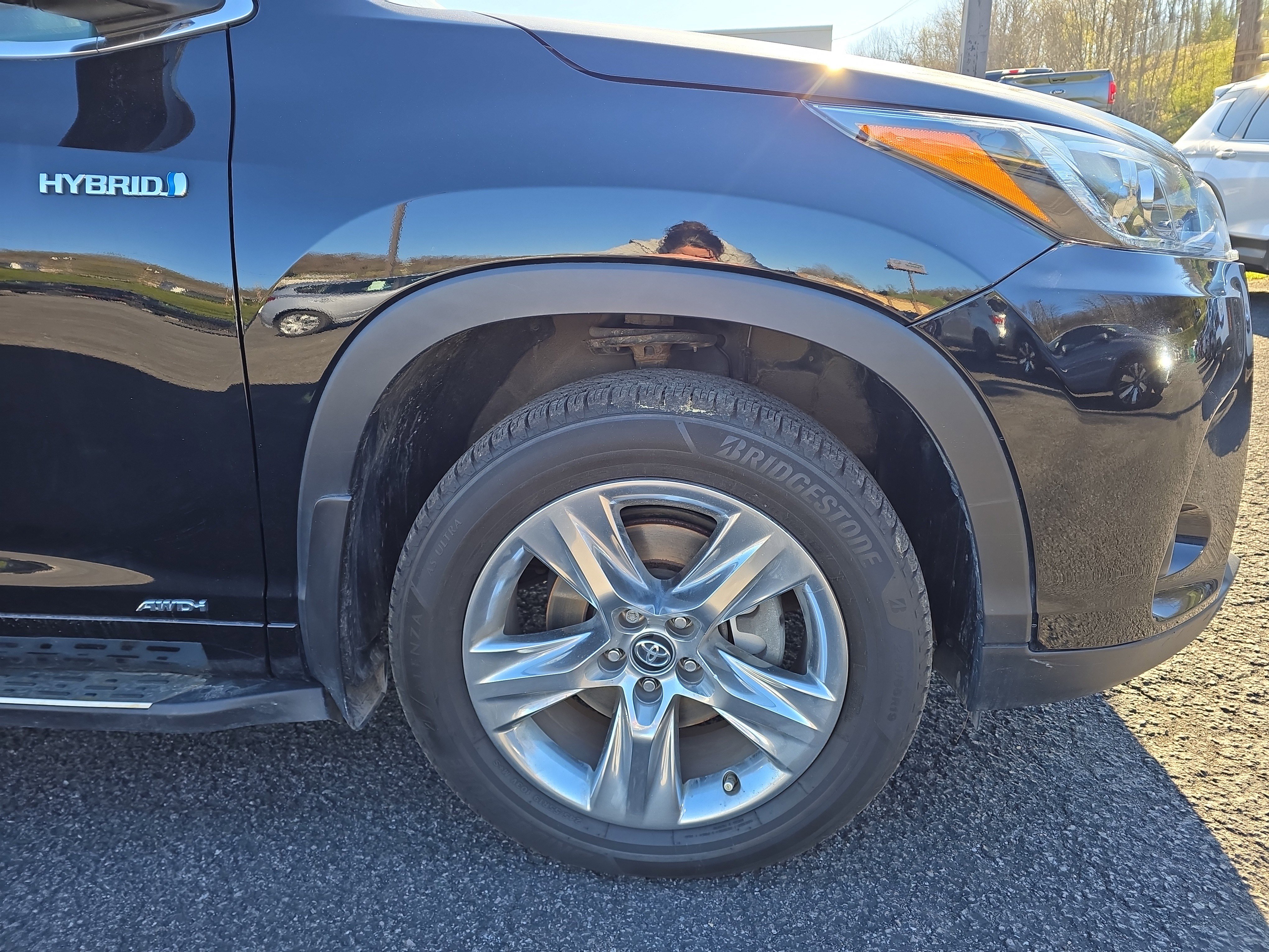 Used 2018 Toyota Highlander Limited image 2