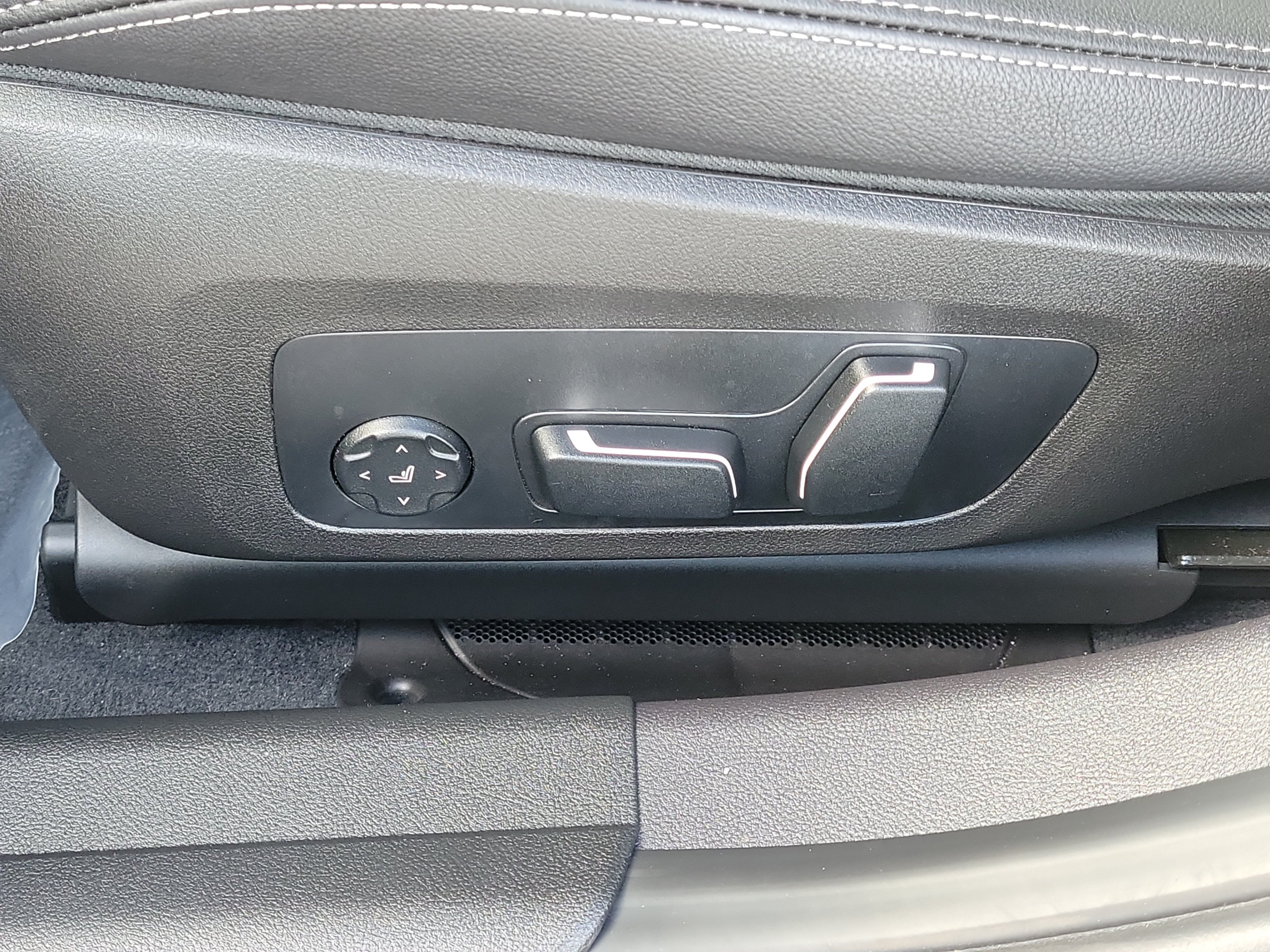 Used 2026 BMW 330i Sedan RWD image 20