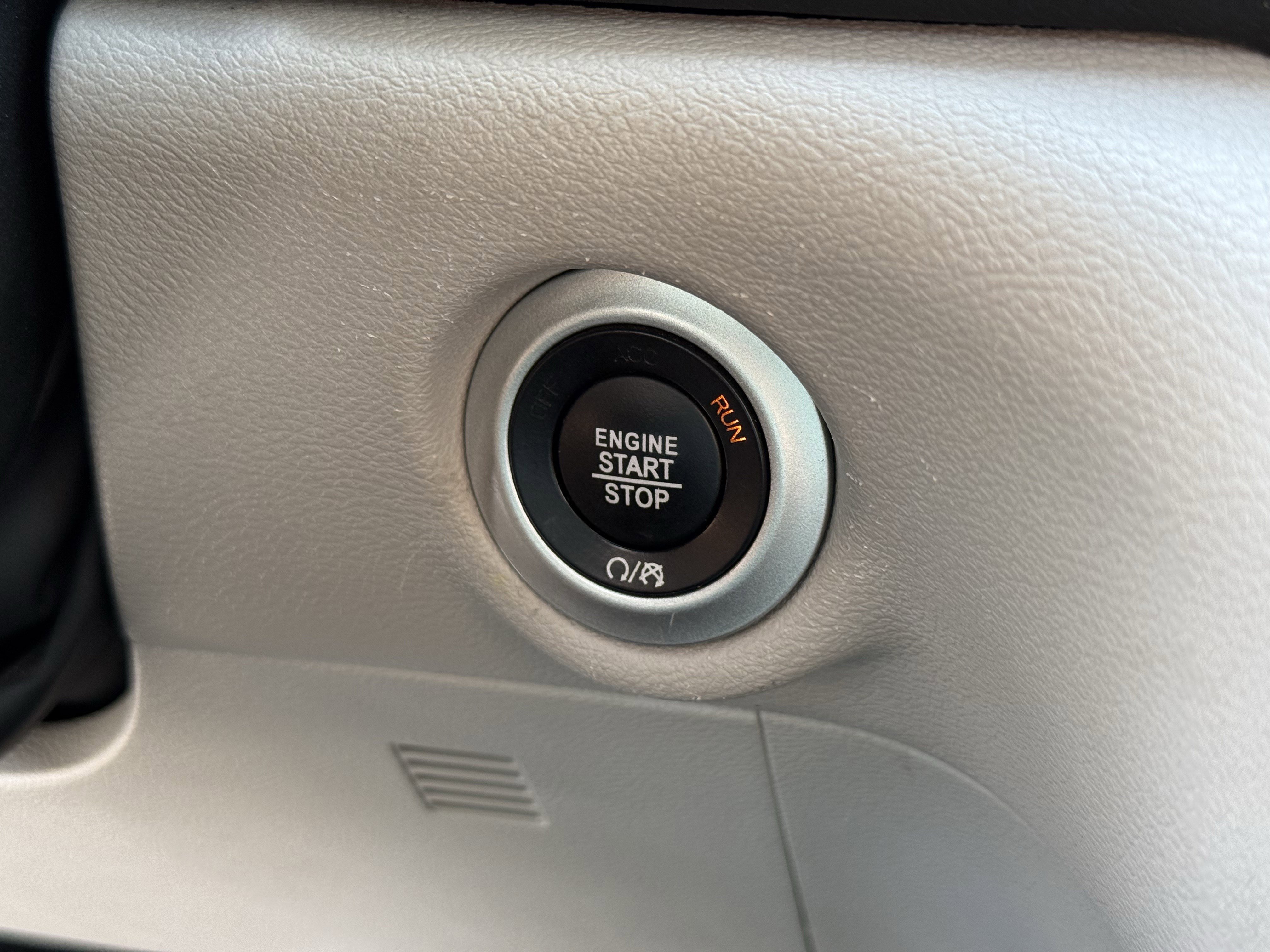 Used 2023 Chrysler Voyager LX FWD image 24