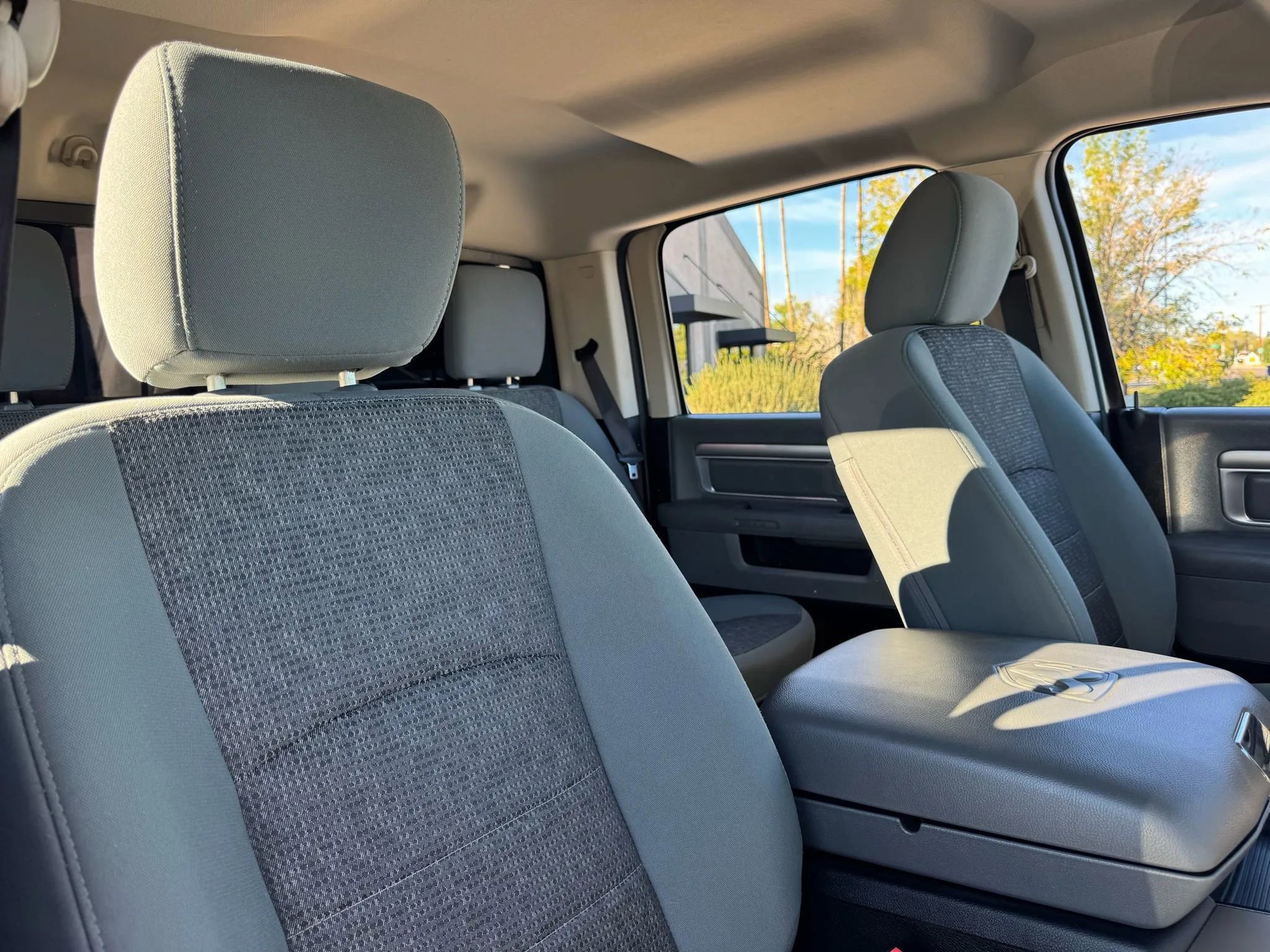 Used 2015 RAM 1500 Lone Star image 37