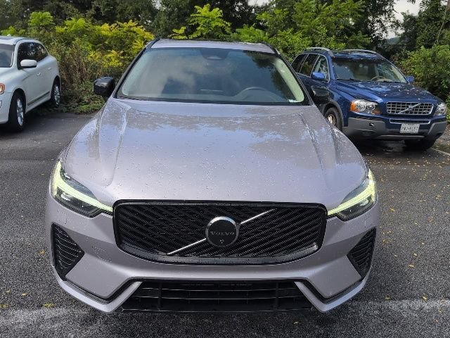 Used 2026 Volvo XC60 B5 Plus AWD/4WD image 2