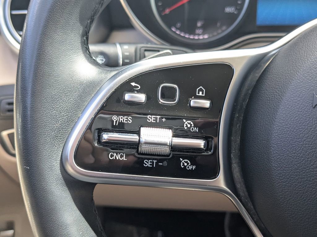 Certified 2022 Mercedes-Benz GLC 300 4MATIC w/ Multimedia Package Lite image 10